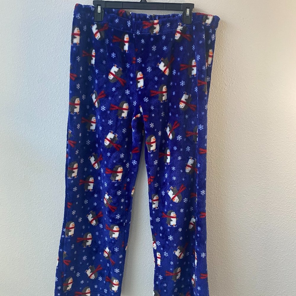 DONNA LOREN 2 PC PAJAMA SET  Soft Plush Fleece PENGUINS scarf skiing  Size L NEW